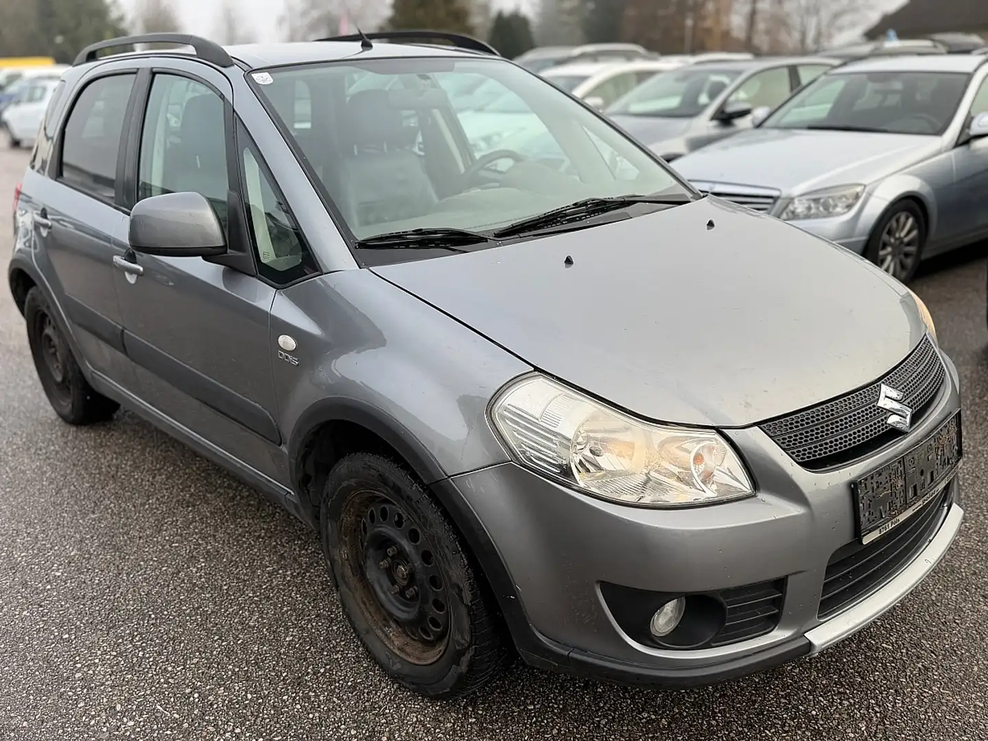 Suzuki SX4 Grau - 2