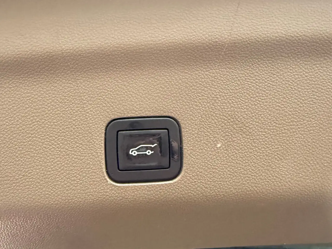GMC Yukon снимка GMC Yukon