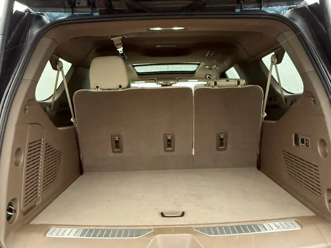 GMC Yukon снимка GMC Yukon