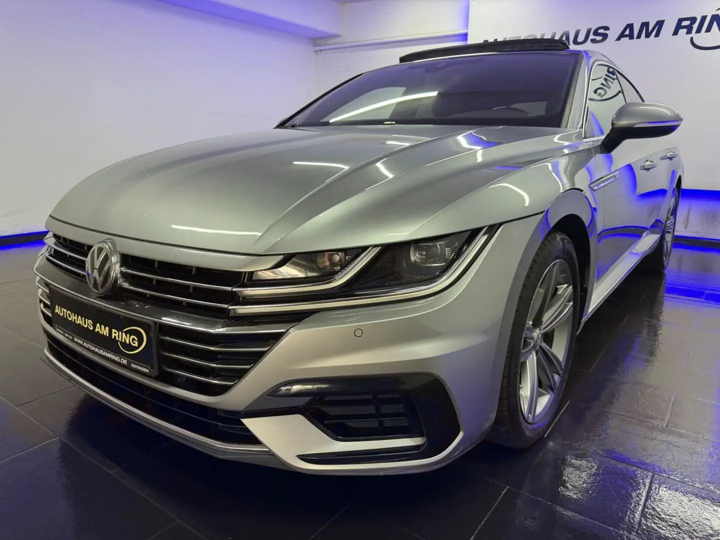 Volkswagen Arteon R-Line 4Motion 1.HND ACC LED MASSAGE PANO Silber - 2