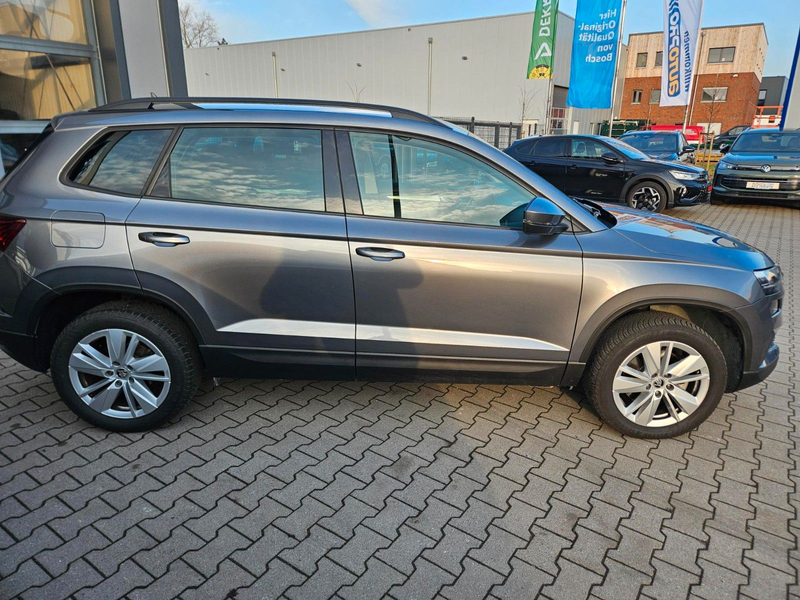Skoda Karoq Drive 4x4 DSG ACC LED Kamera — photo 9