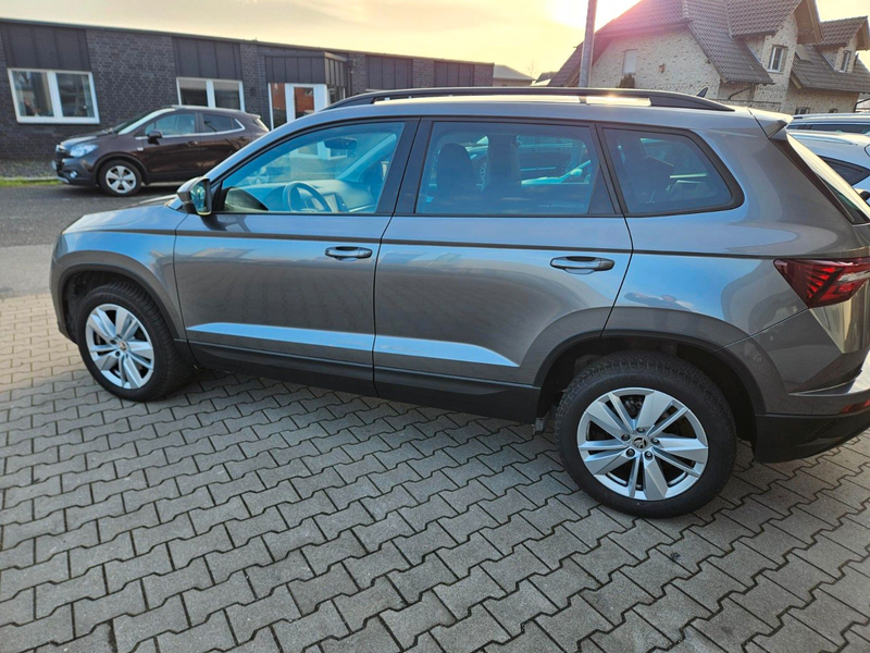 Skoda Karoq Drive 4x4 DSG ACC LED Kamera — photo 5
