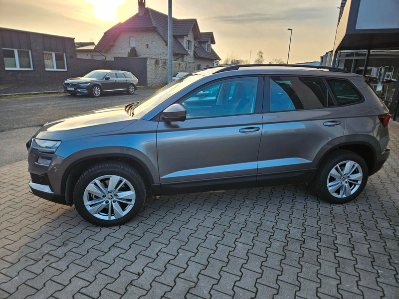 Skoda Karoq Drive 4x4 DSG ACC LED Kamera — photo 4
