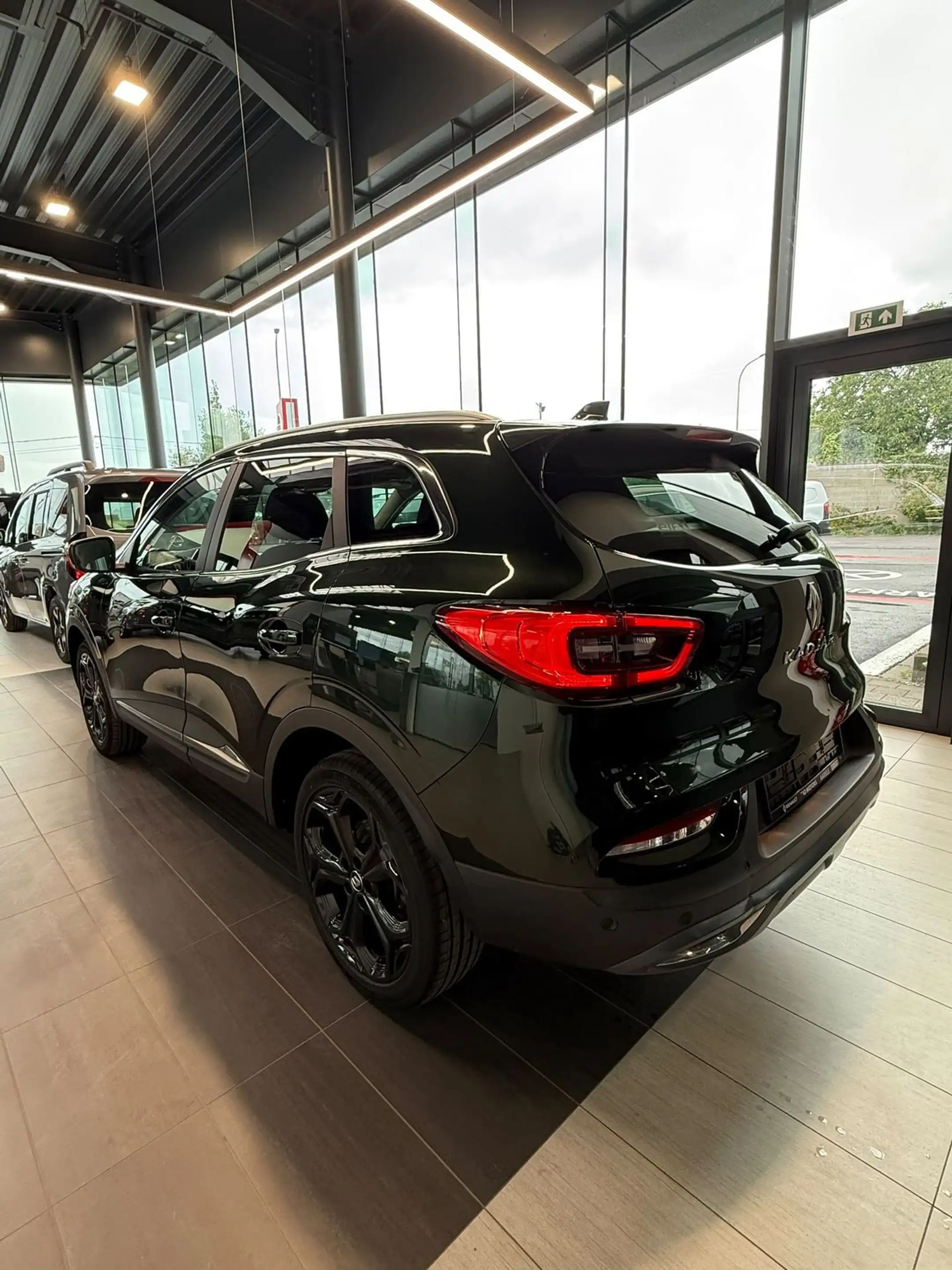 Renault Kadjar TCe 160 EDC GPF BLACK EDITION — photo 3