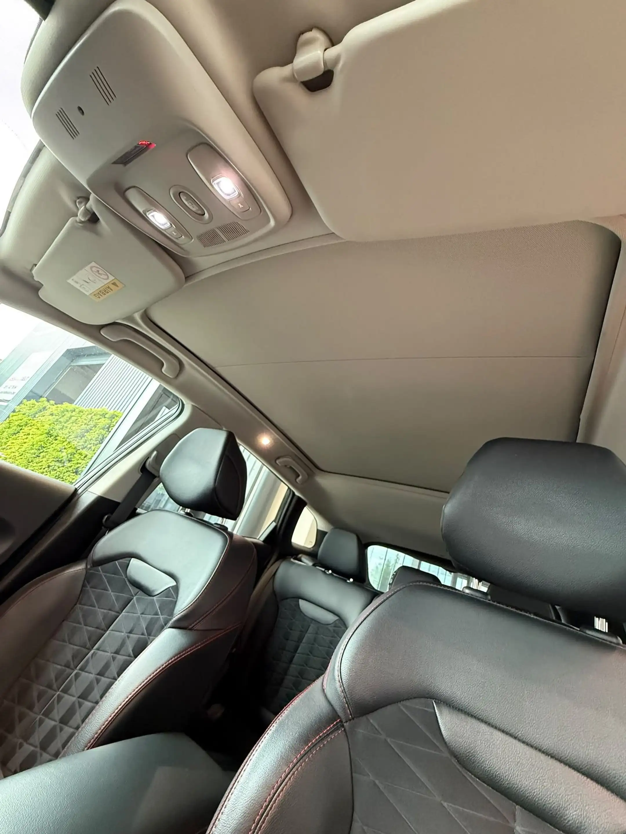 Renault Kadjar TCe 160 EDC GPF BLACK EDITION — photo 8