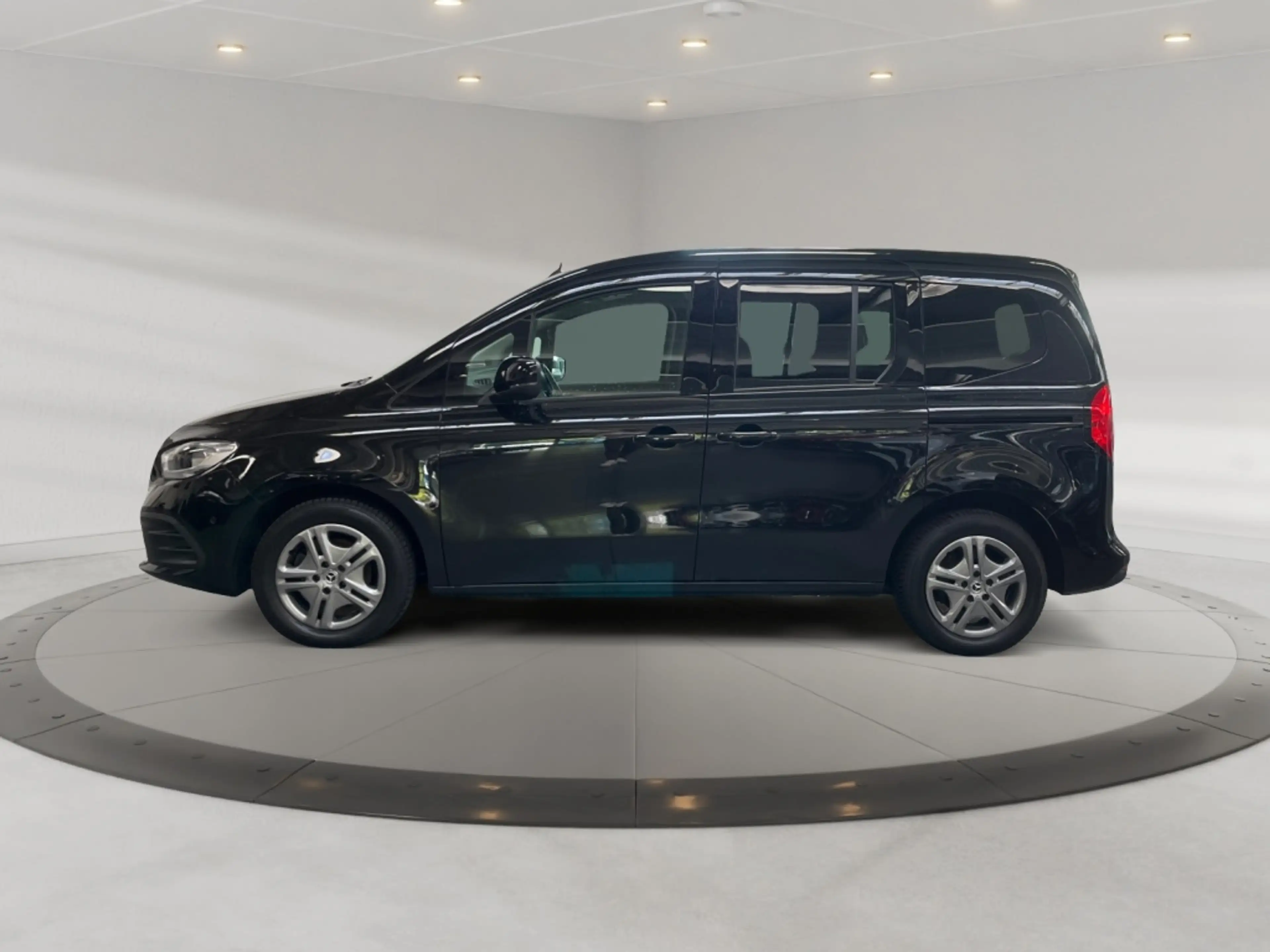 Mercedes-Benz T-Class d *MBUX,Navi,SHZ,Cam,KlimaA,PTS,Totwinkel — photo 6