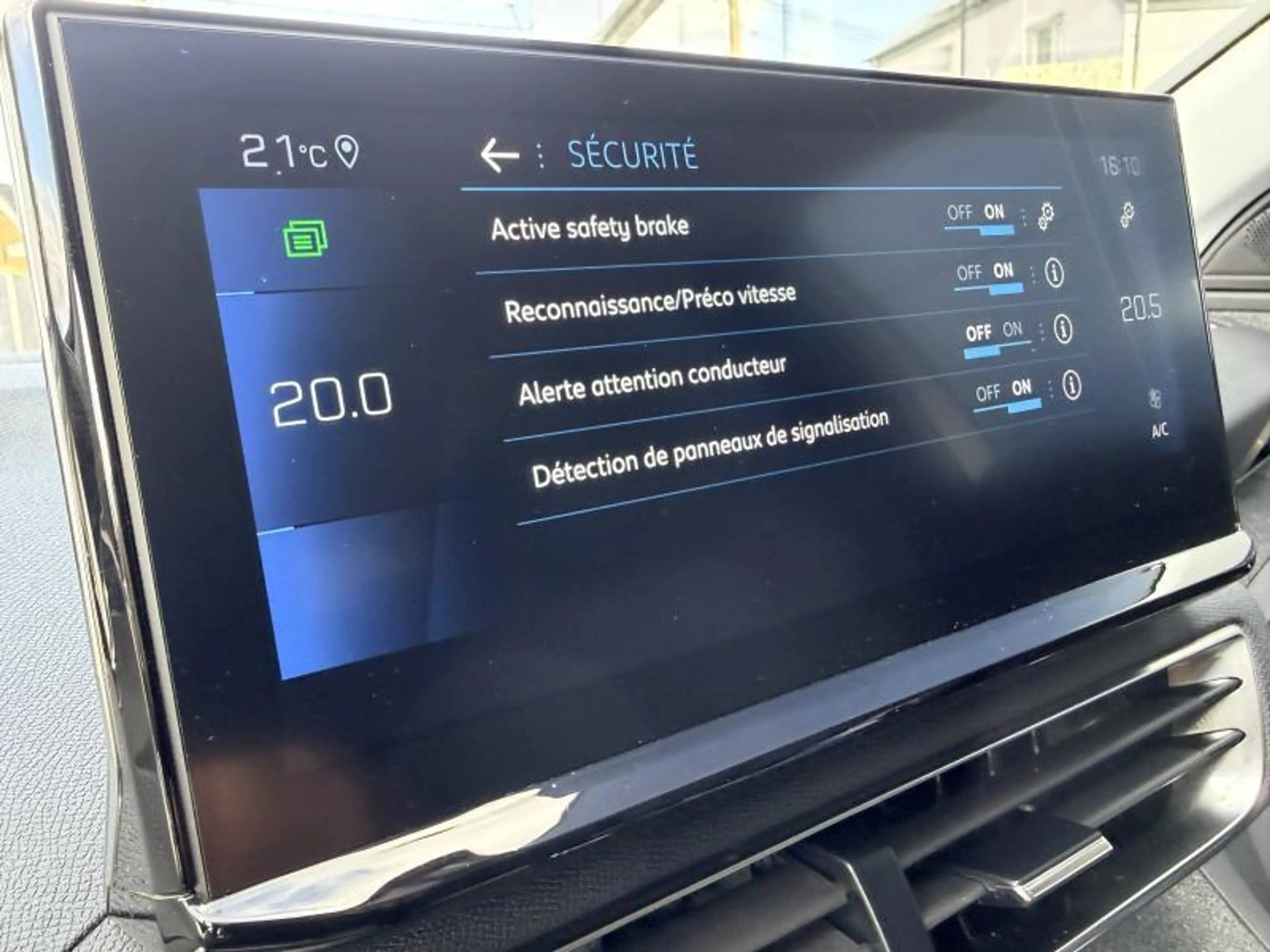 Peugeot 3008 Allure - Grip Control - Sieges Chauffants — photo 12