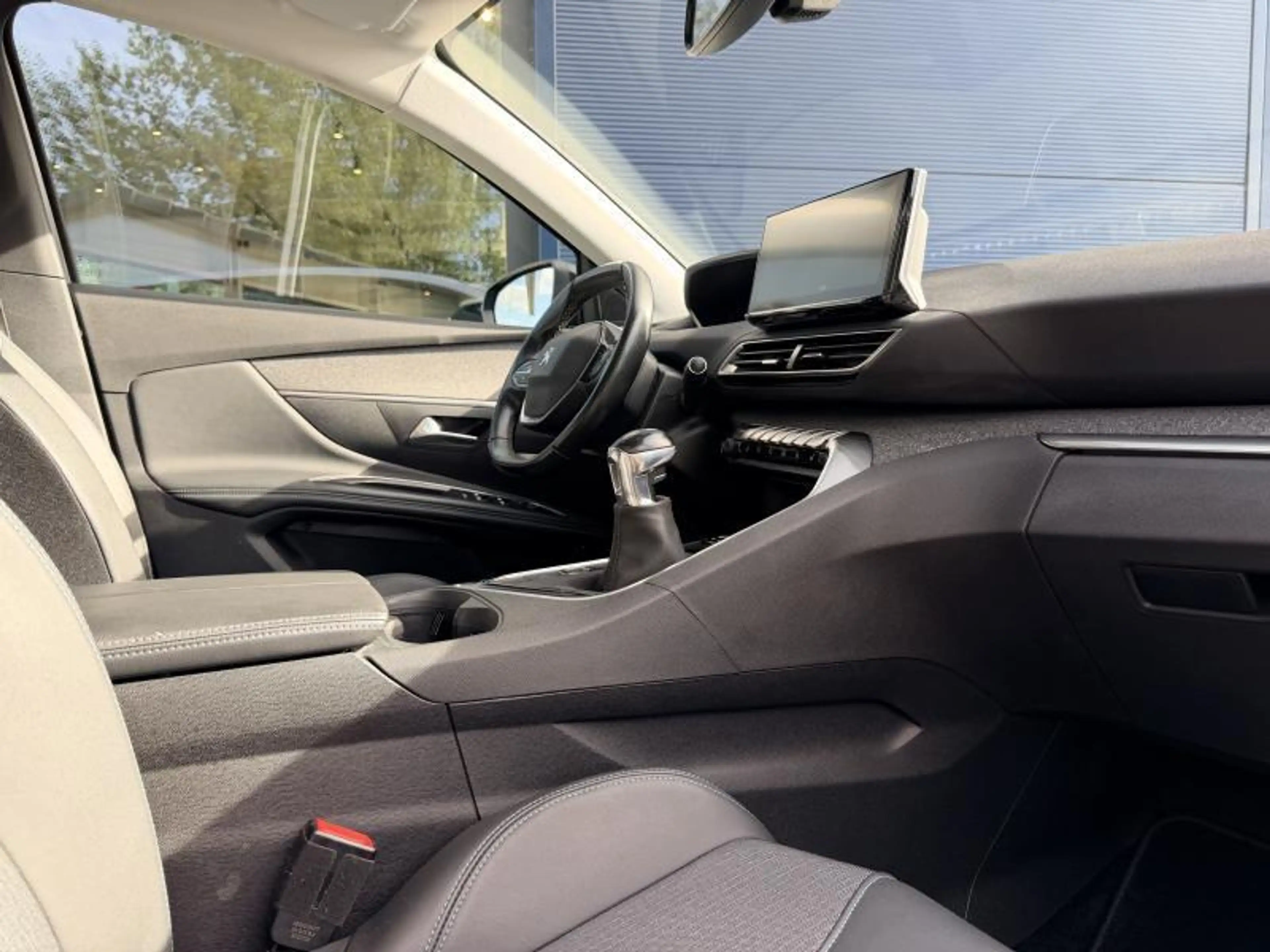Peugeot 3008 Allure - Grip Control - Sieges Chauffants — photo 16