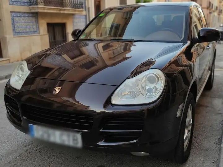 Porsche Cayenne 2004