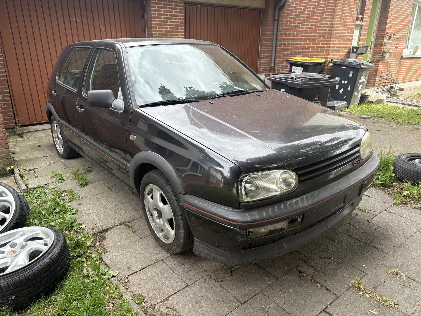 Volkswagen Golf GTI 16v - 1