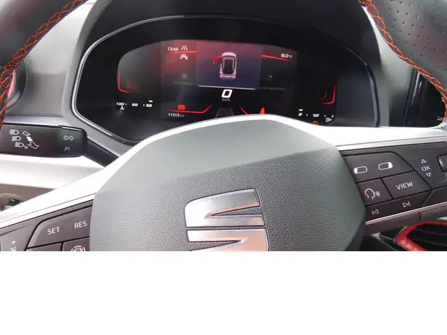 Seat Arona view 6
