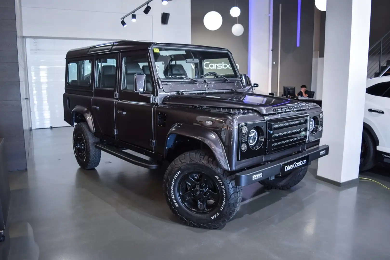 Land Rover Defender 110TDI 5DR SW Gris - 2