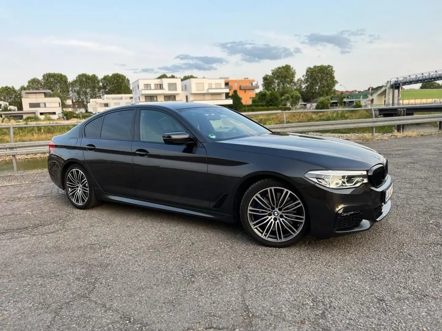 BMW 540 d //M Sport Paket //Limo //TOP ZUSTAND Szary - 2