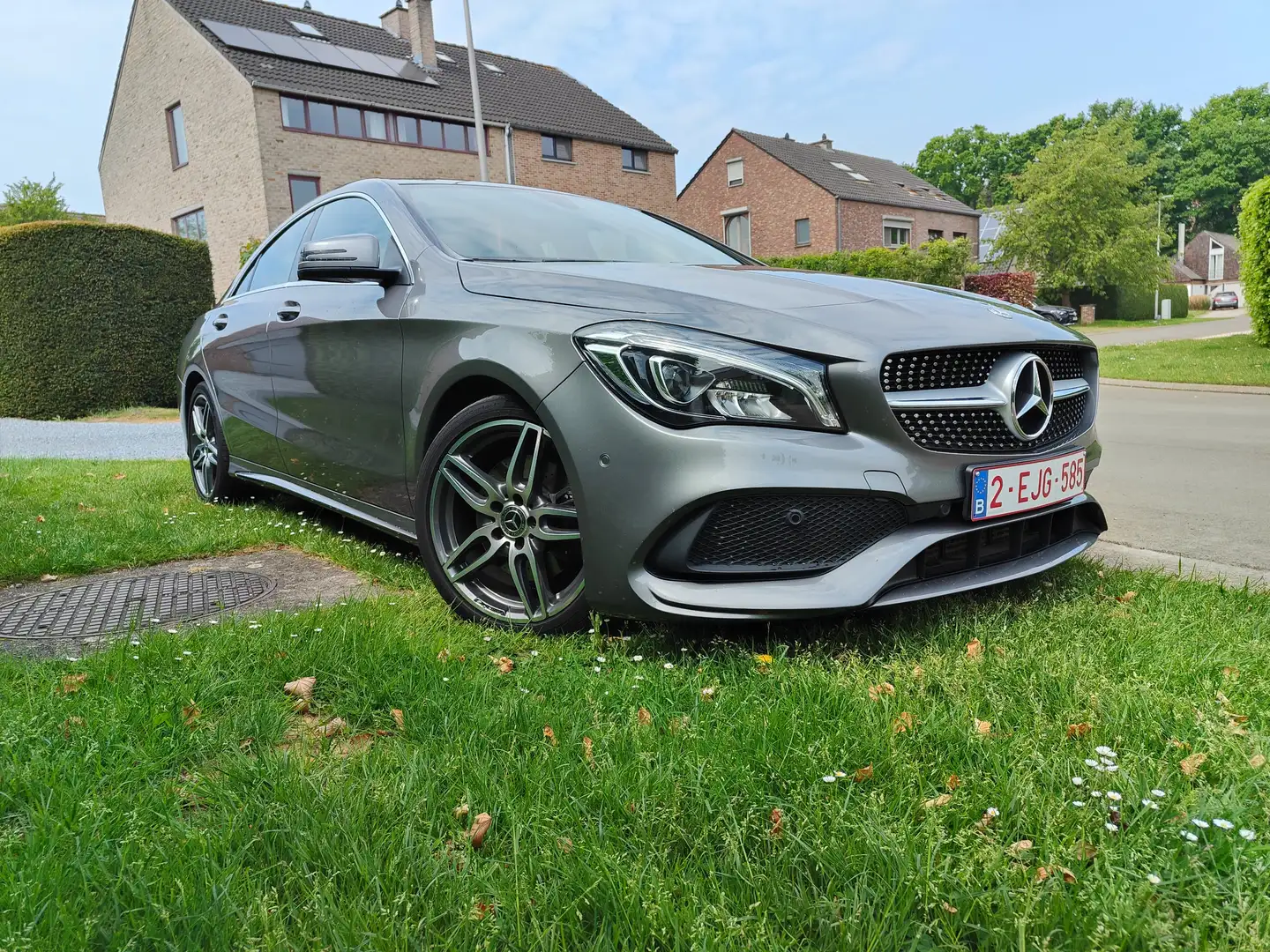 Mercedes-Benz CLA 250 CLA 250 7G-DCT Edition 2020 Gris - 1