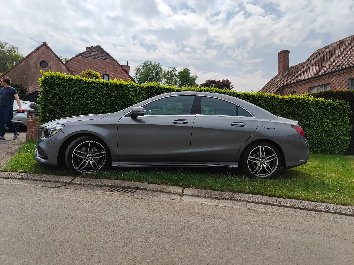 Mercedes-Benz CLA 250 CLA 250 7G-DCT Edition 2020 Gris - 2
