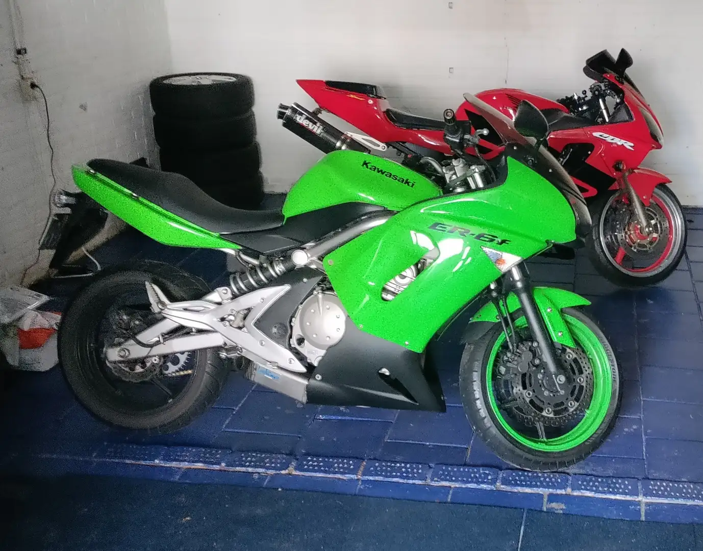 Kawasaki ER - 6 F Verde - 1
