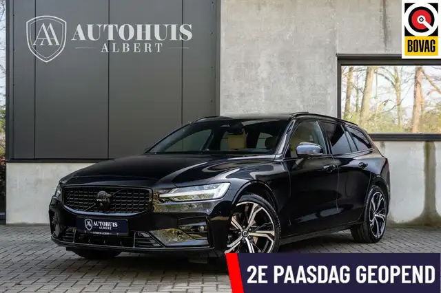 Volvo V60 B4 Ultra Dark Pano 360c B&W Massage 19''