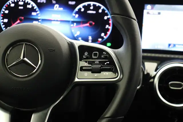 Mercedes-Benz A-Class view 21