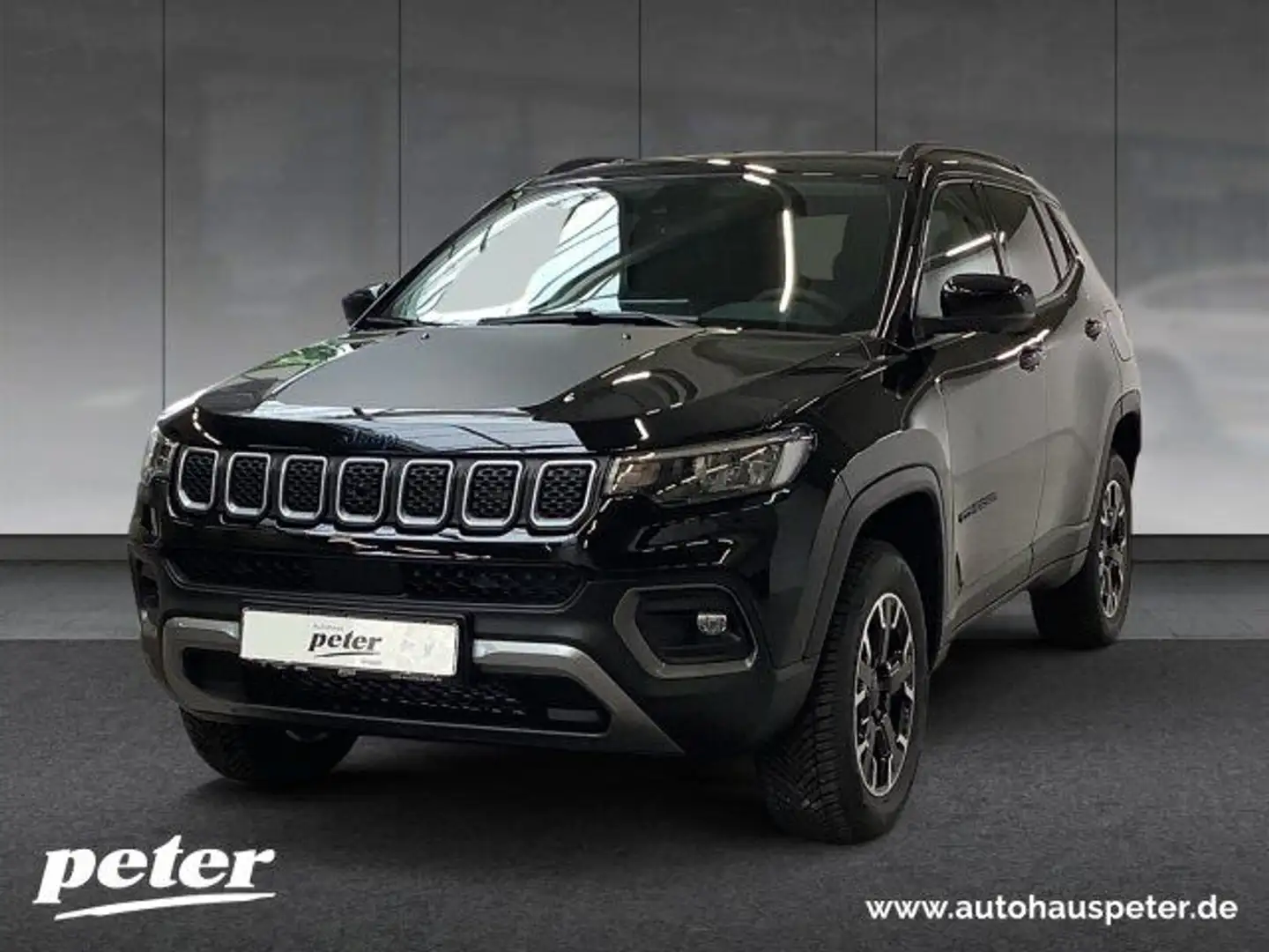 Jeep Compass 1.3 Plug-In Hybrid 4xe MY23 High Upland Fekete - 1