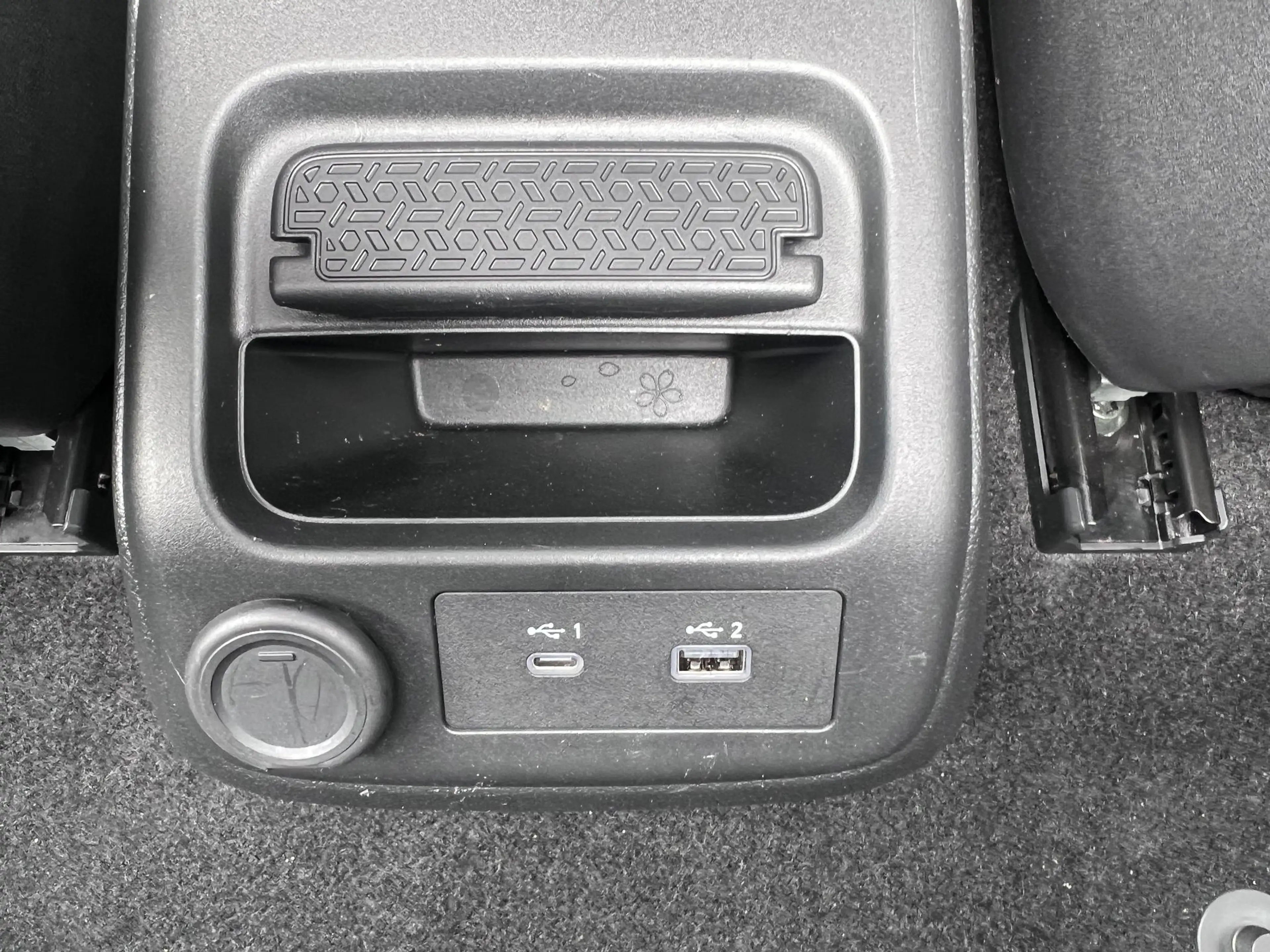 Nissan Ariya Evolve 91 kWh — photo 17