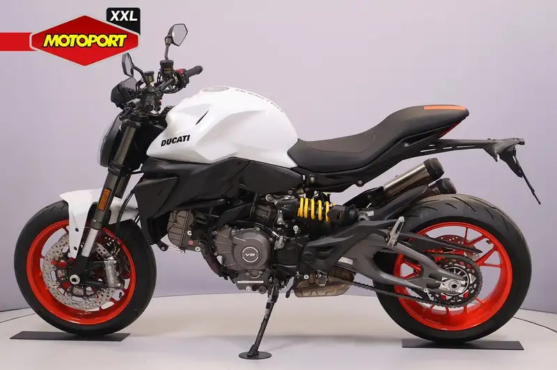 Ducati MONSTER - foto 5