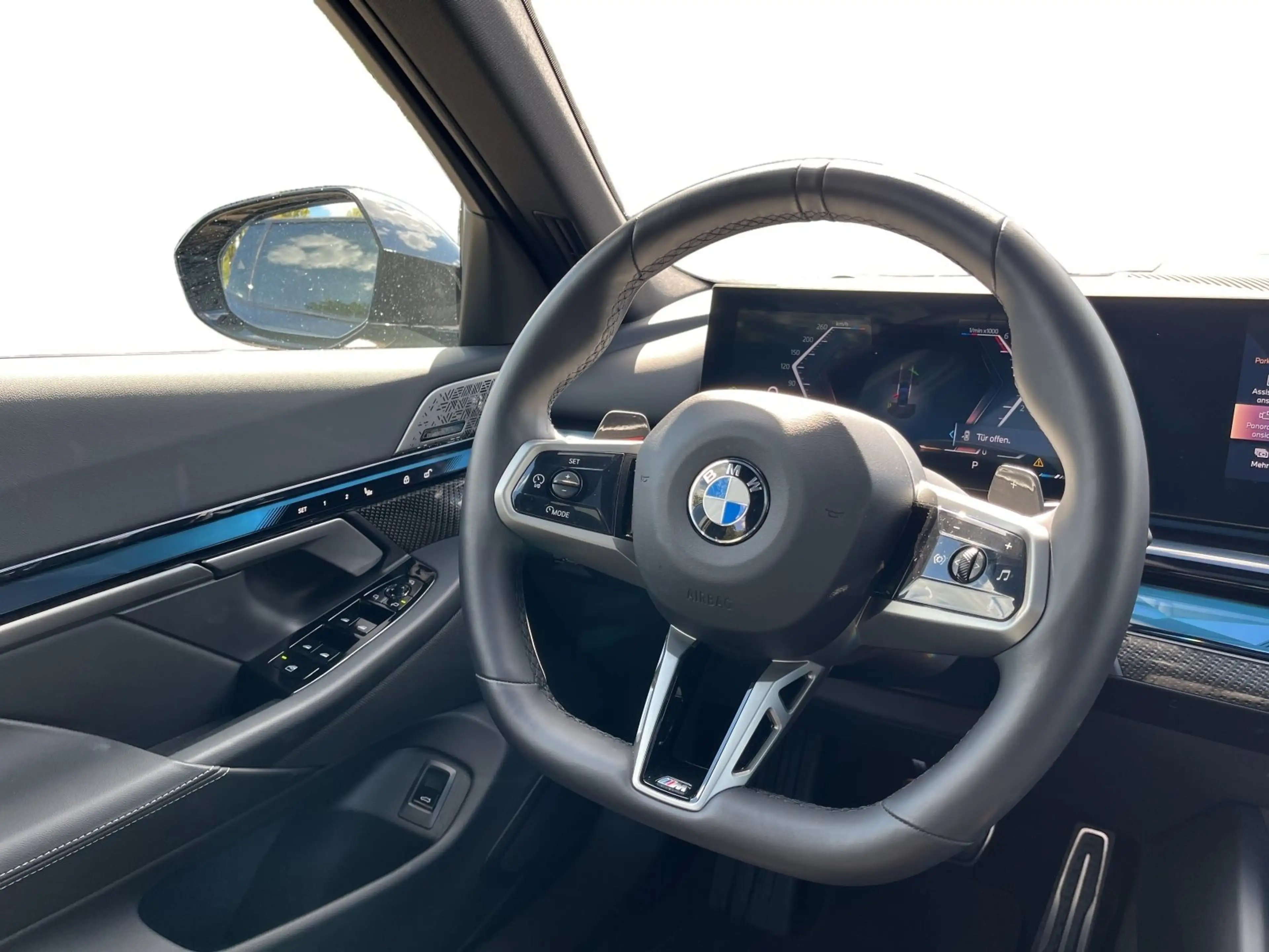 BMW 540 d xDrive Touring AHK 360° STANDHZ HEAD-UP RFK — photo 14