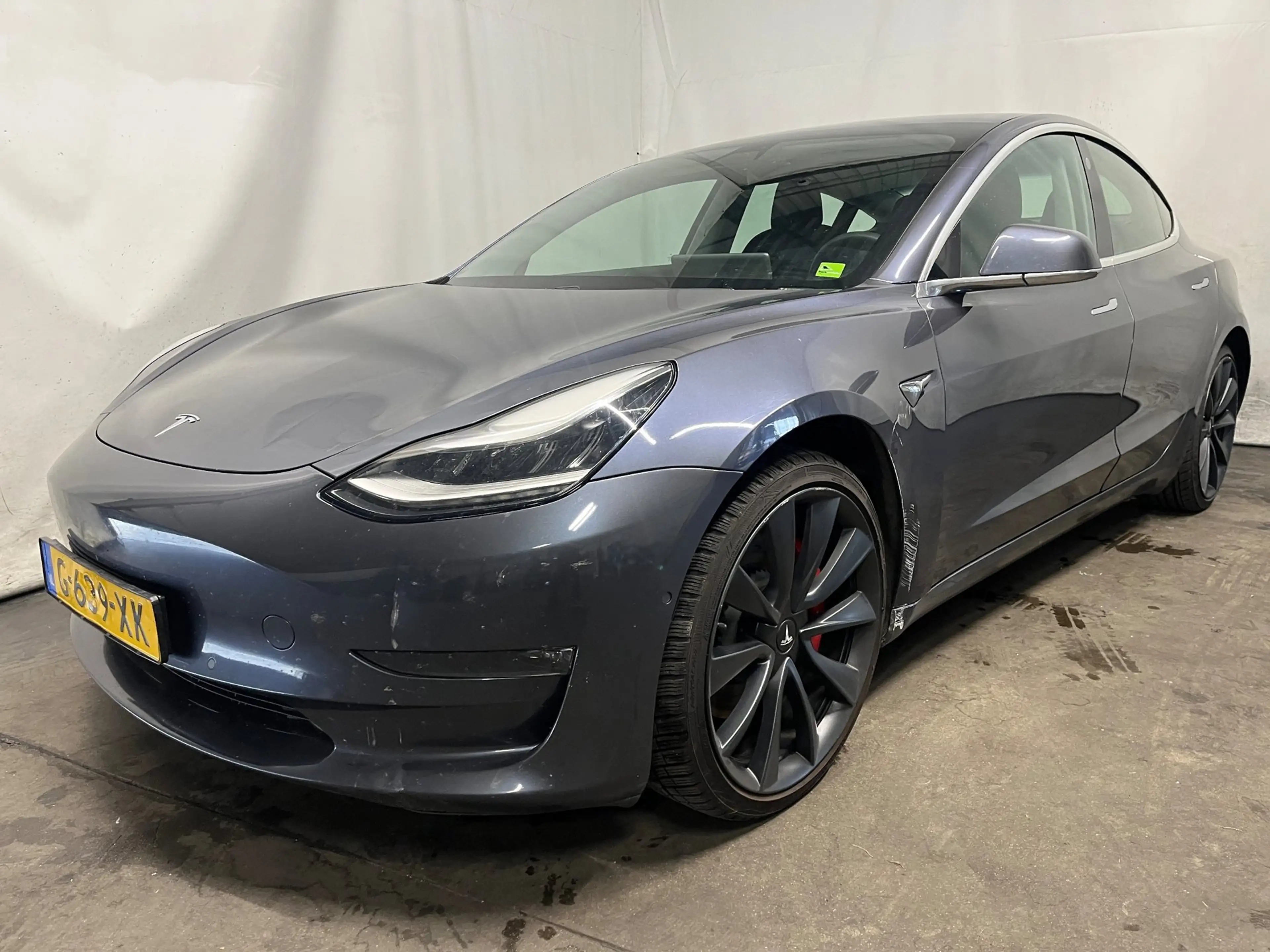 Tesla Model 3 Performance AWD 75 kWh -Rechtsvoor schade, Rondom — photo 2