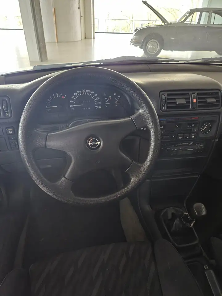 Opel Calibra, foto 8