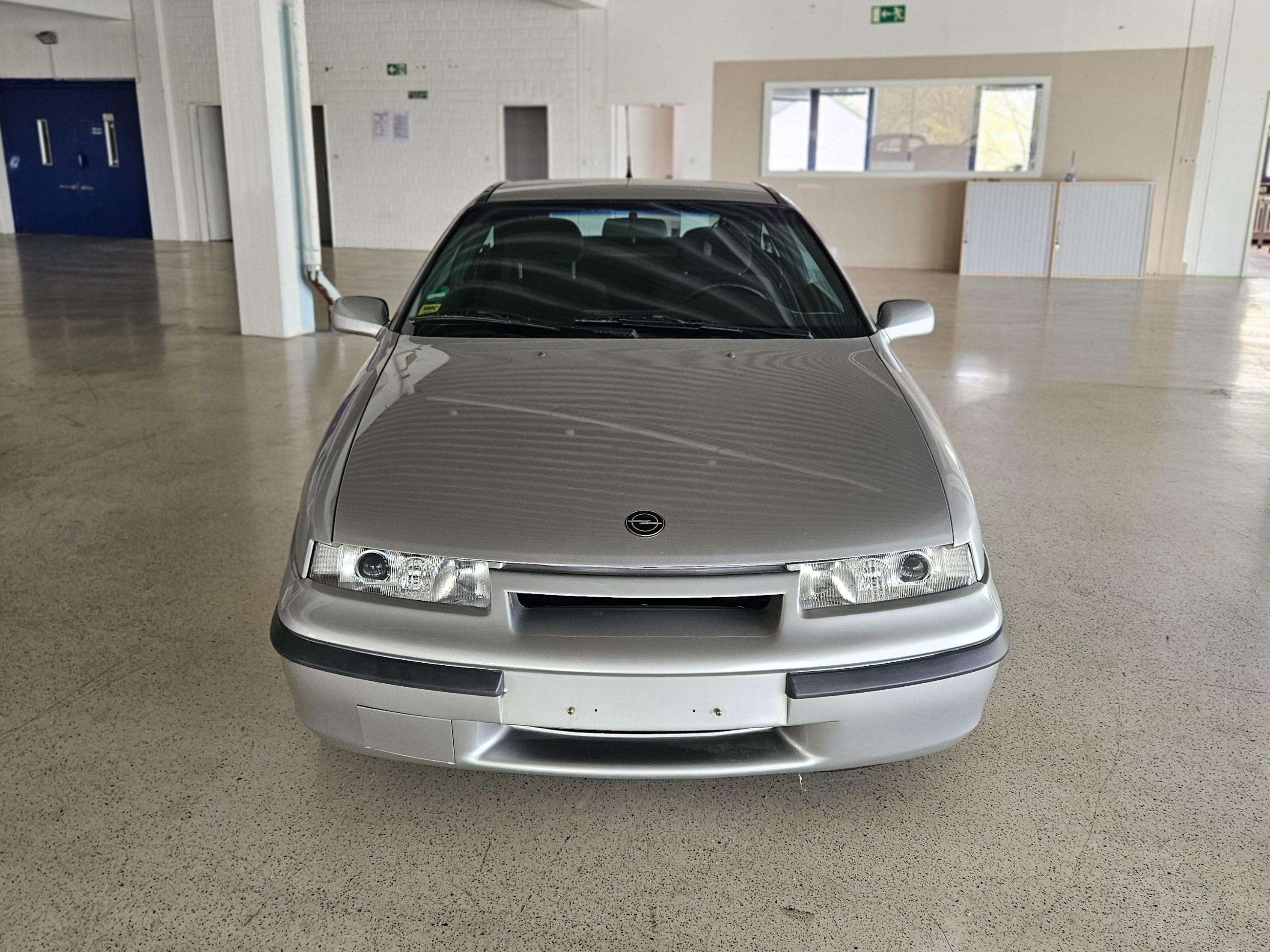 Second hand Opel Calibra 2.0