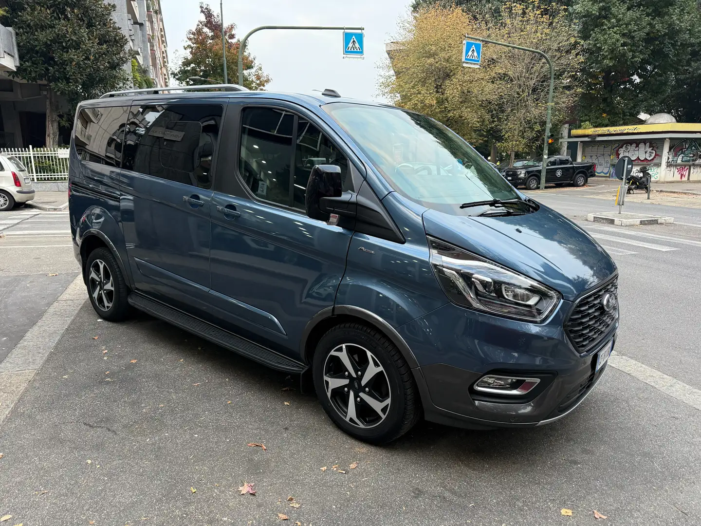 Ford Tourneo Custom Active Titanium 320 Ecoblue PC Sollev Bleu - 1