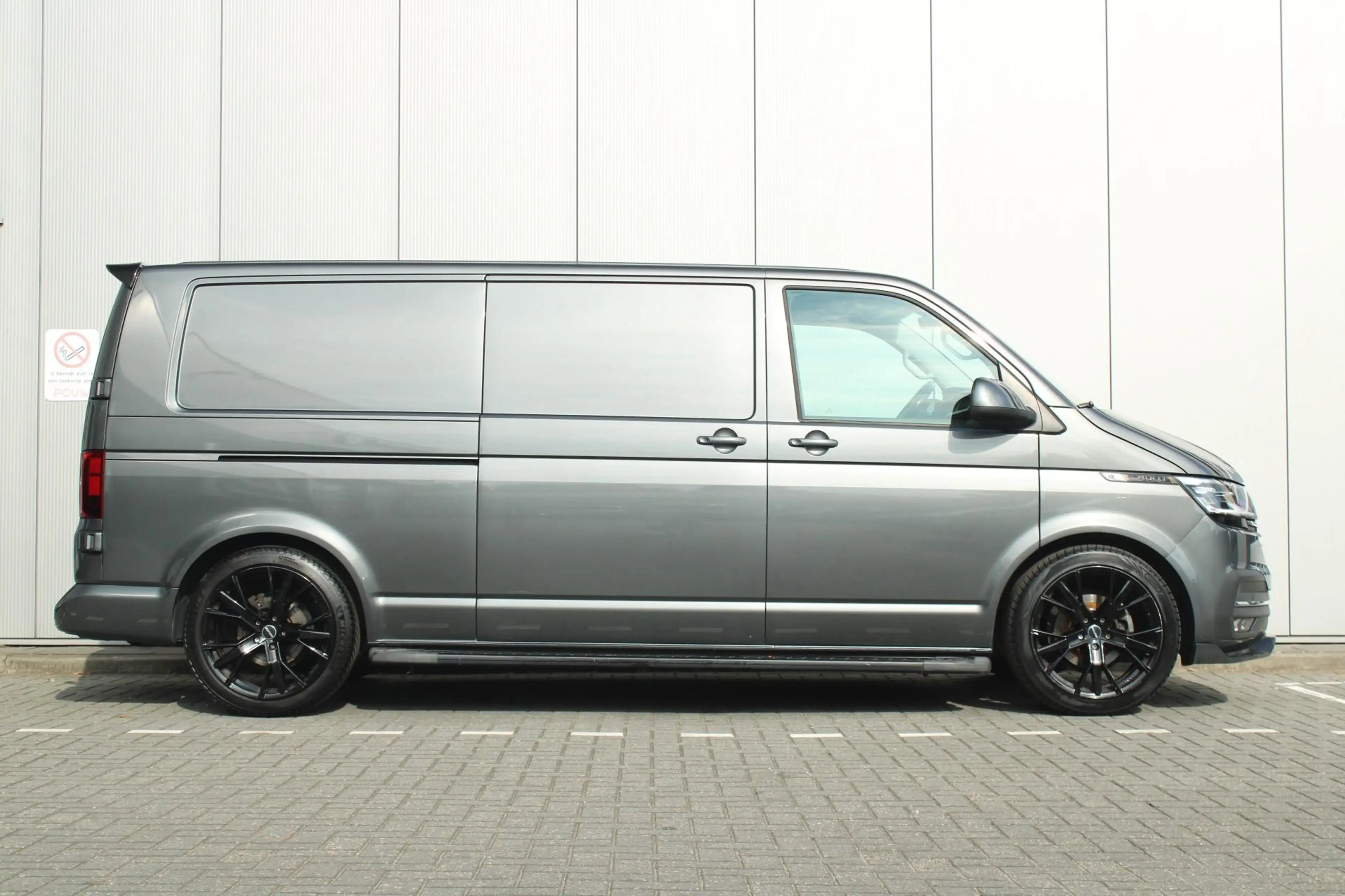 Volkswagen T6.1 Transporter 2.0 TDI 150pk DSG L2H1 28 Bulli | Adaptieve Cruise — photo 3