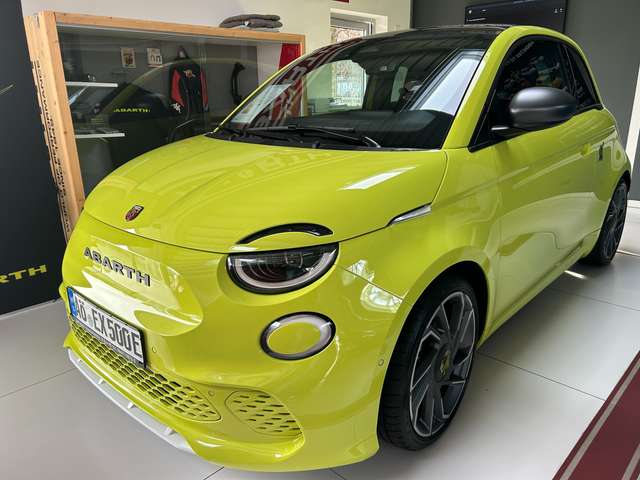 Imagine Abarth 500e Turismo
