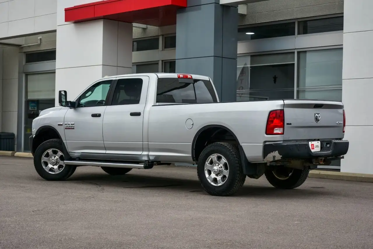 RAM 3500 снимка RAM 3500