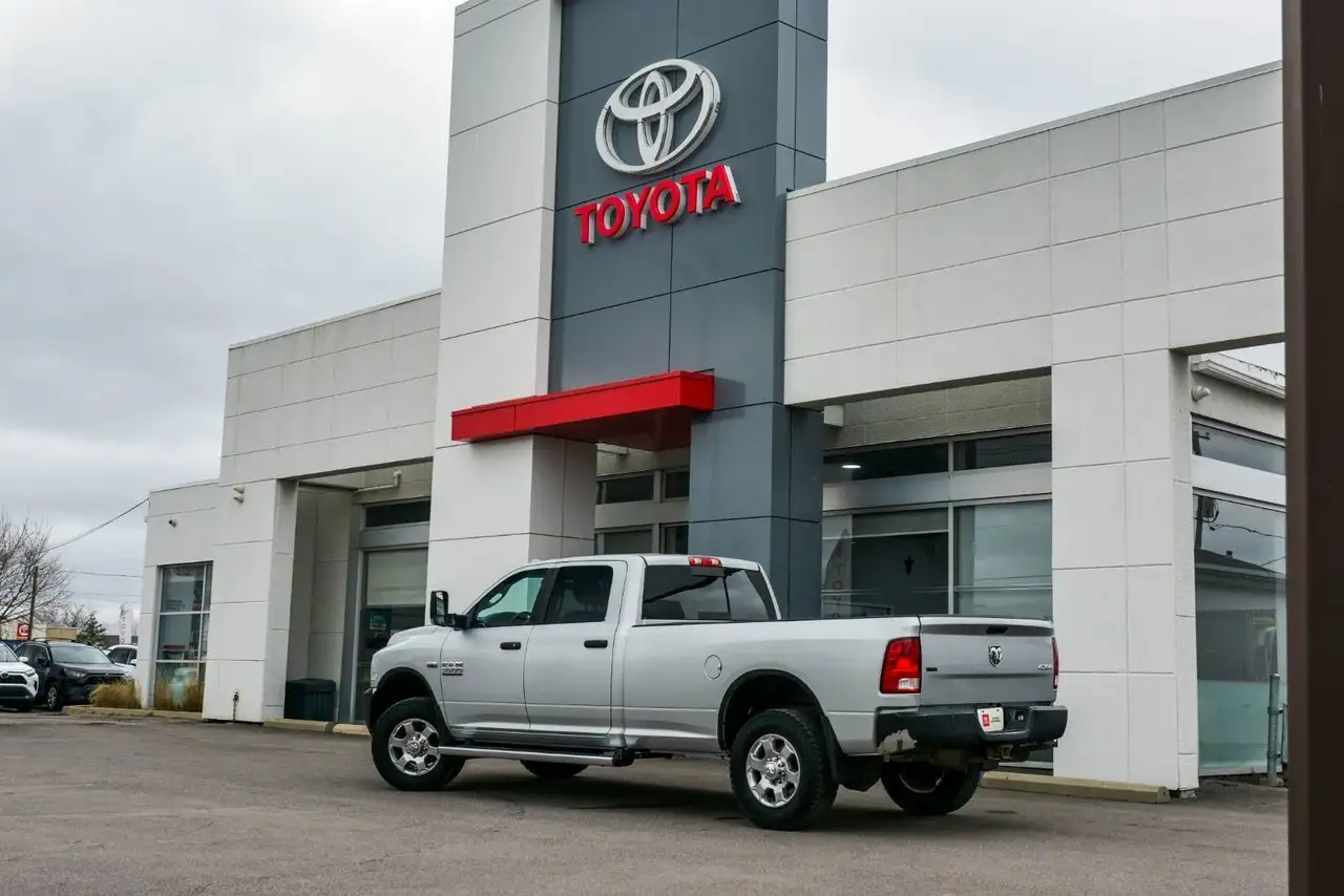 RAM 3500 снимка RAM 3500
