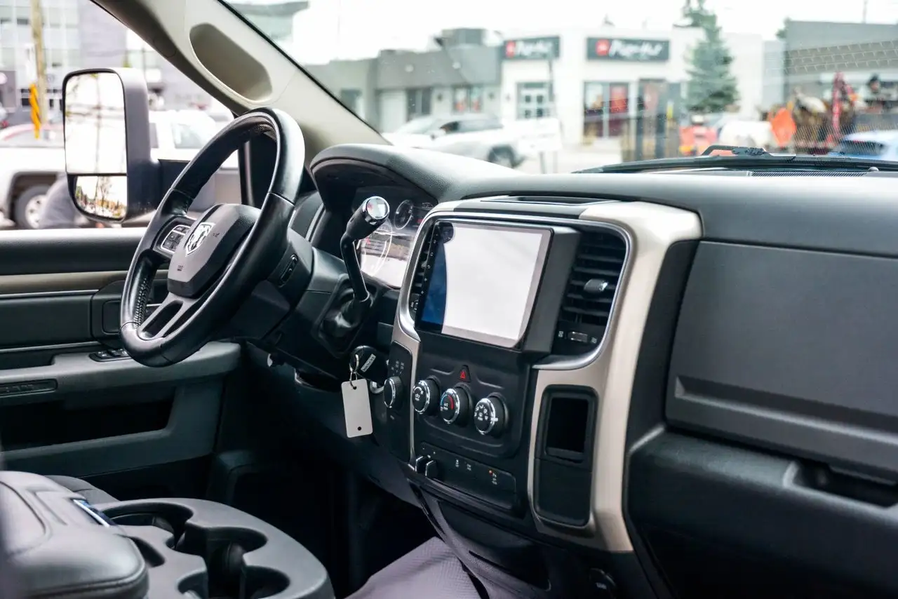 RAM 3500 снимка RAM 3500