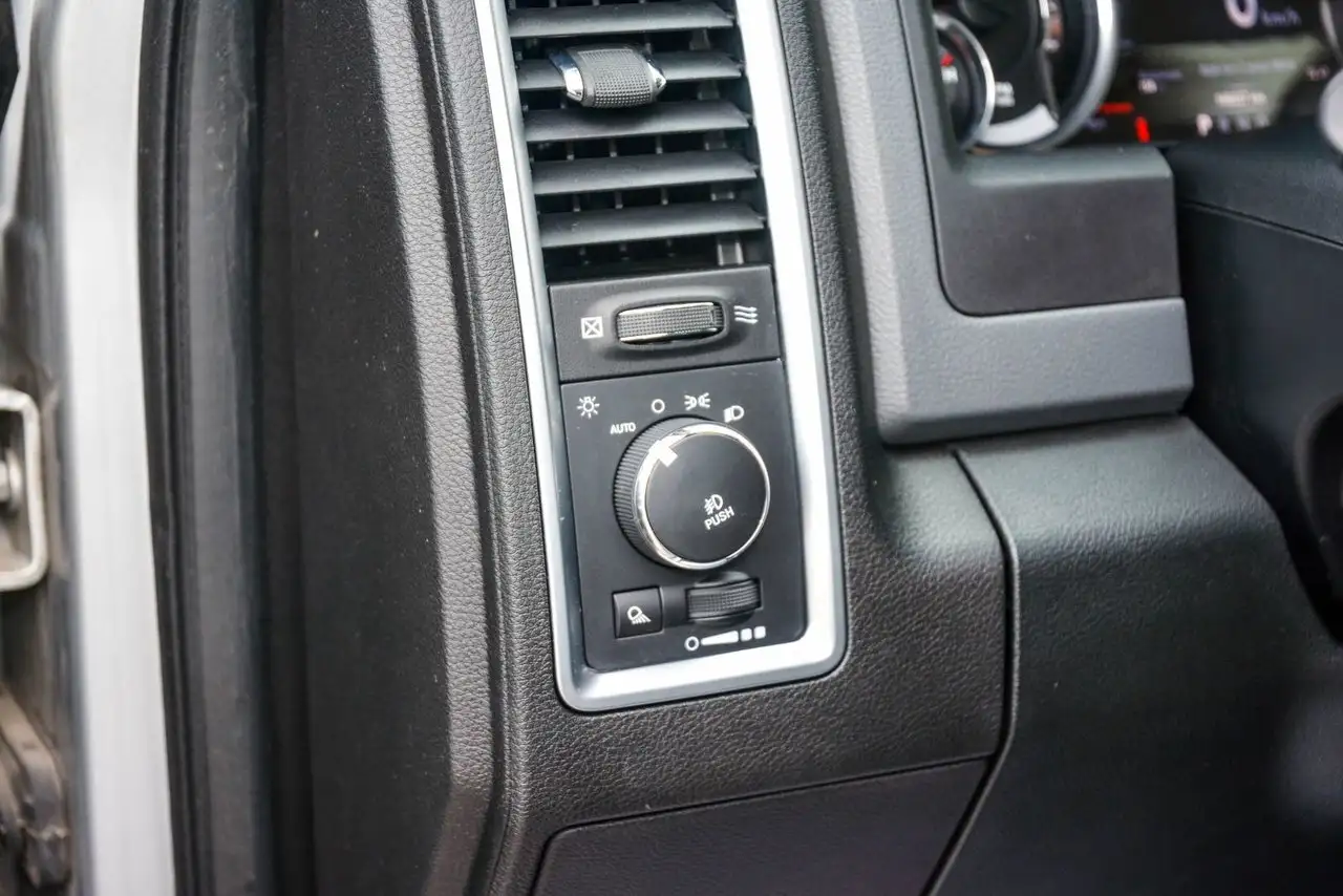 RAM 3500 снимка RAM 3500