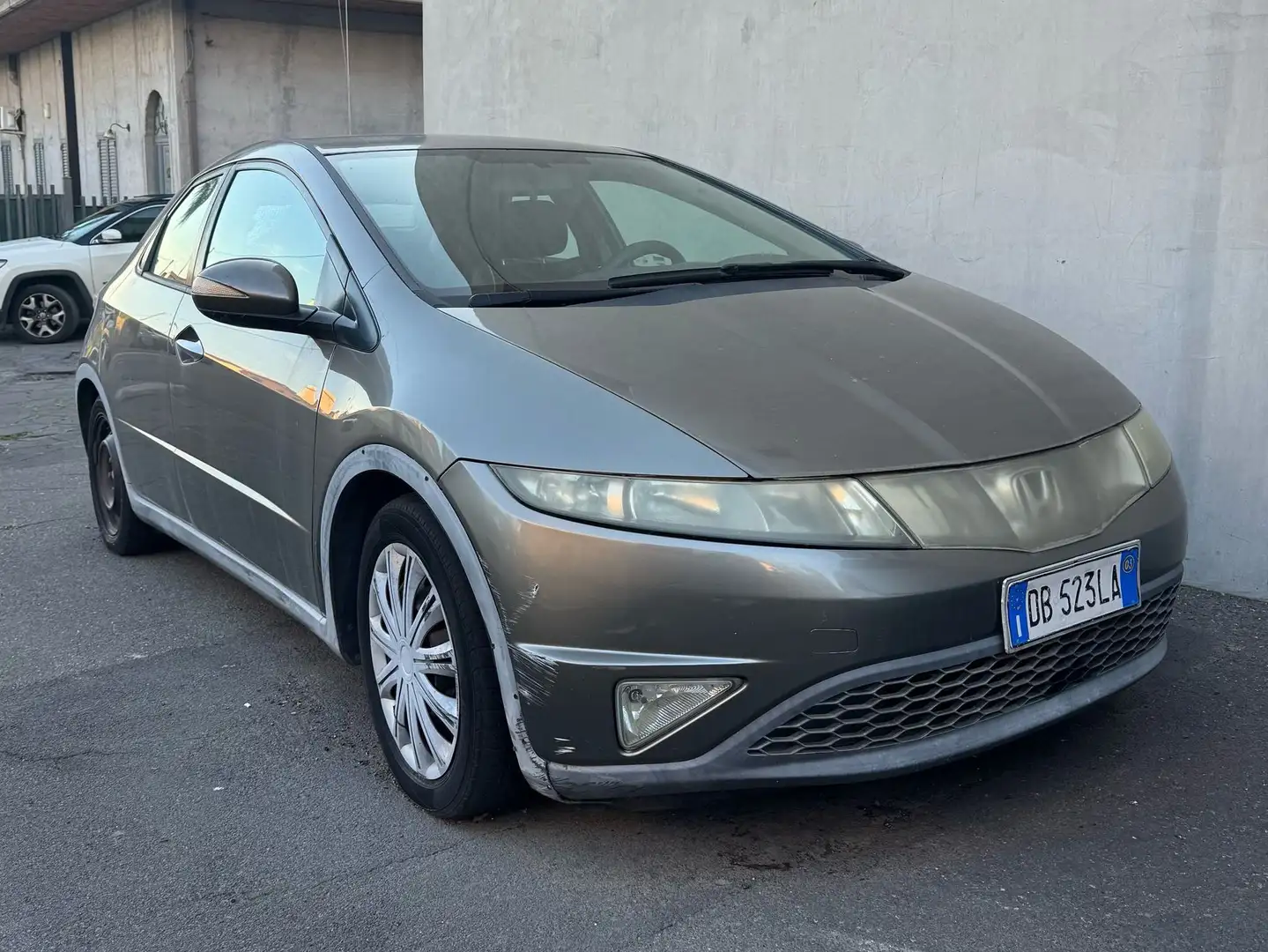 Honda Civic Civic VIII 2006 5p 2.2 i-ctdi Executive i-pilot Grigio - 1