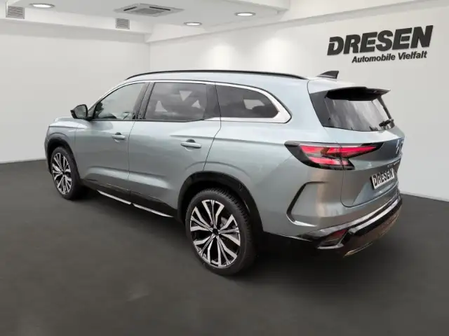 Renault Espace view 4