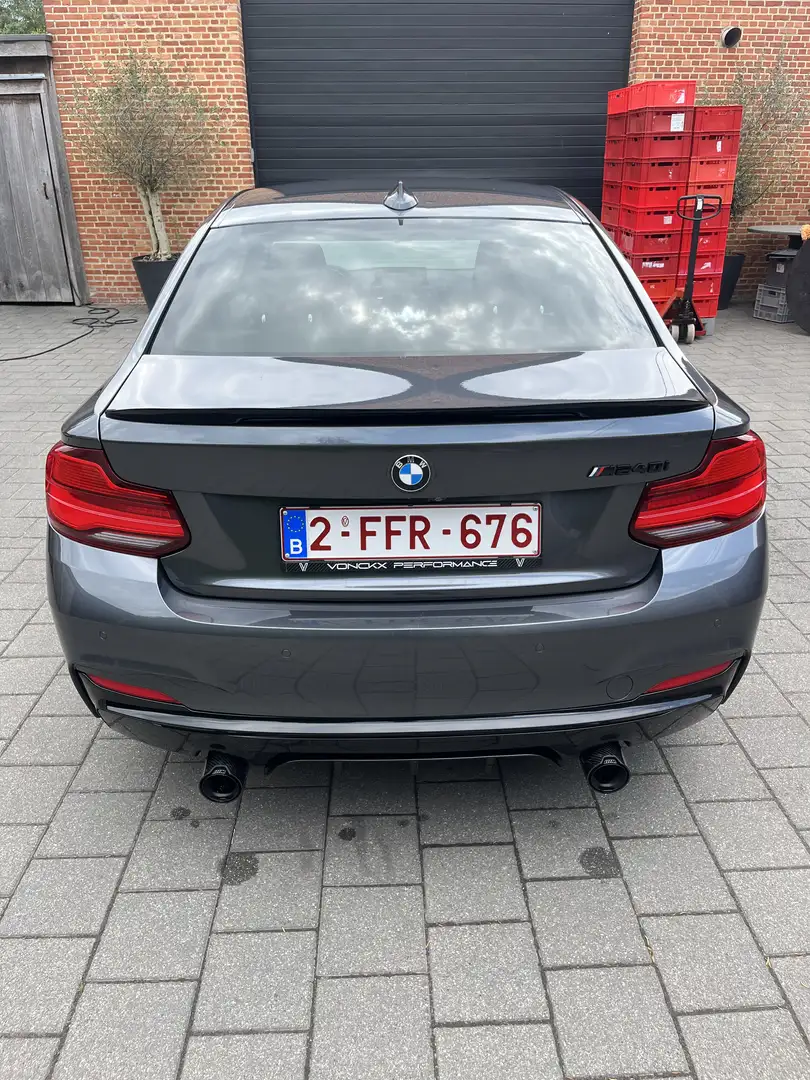 BMW 240 M240i Coupe Aut. Šedá - 2