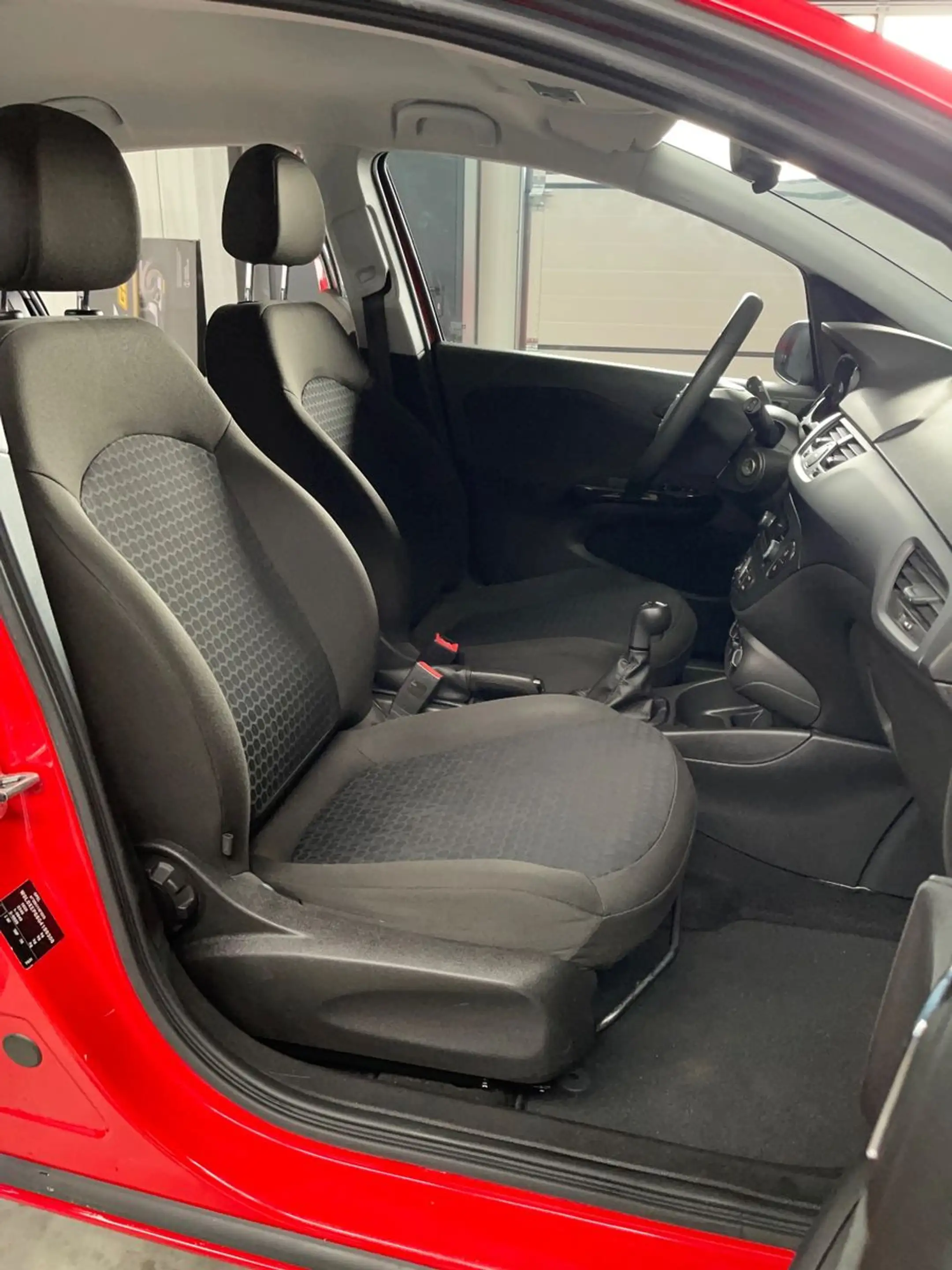 Opel Corsa E *NUR 45.000 KM*TÜV NEU*SERVICE NEU*KLIMA — photo 11