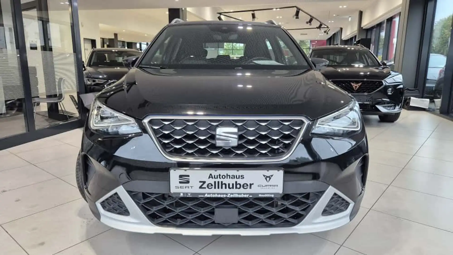 SEAT Arona 1.0 TSI Xperience Pro *Navi*Sitzhzg*LED* Schwarz - 2