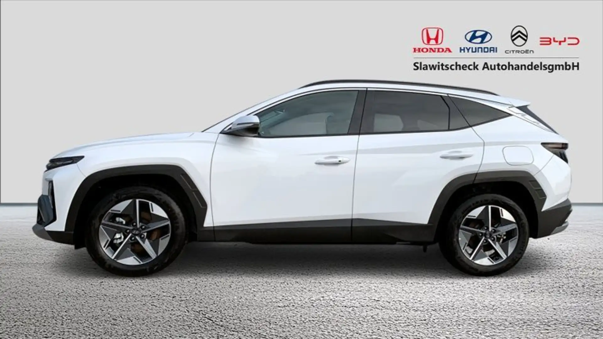 Hyundai TUCSON NX4 GO 1,6 T-GDi 2WD Weiß - 2