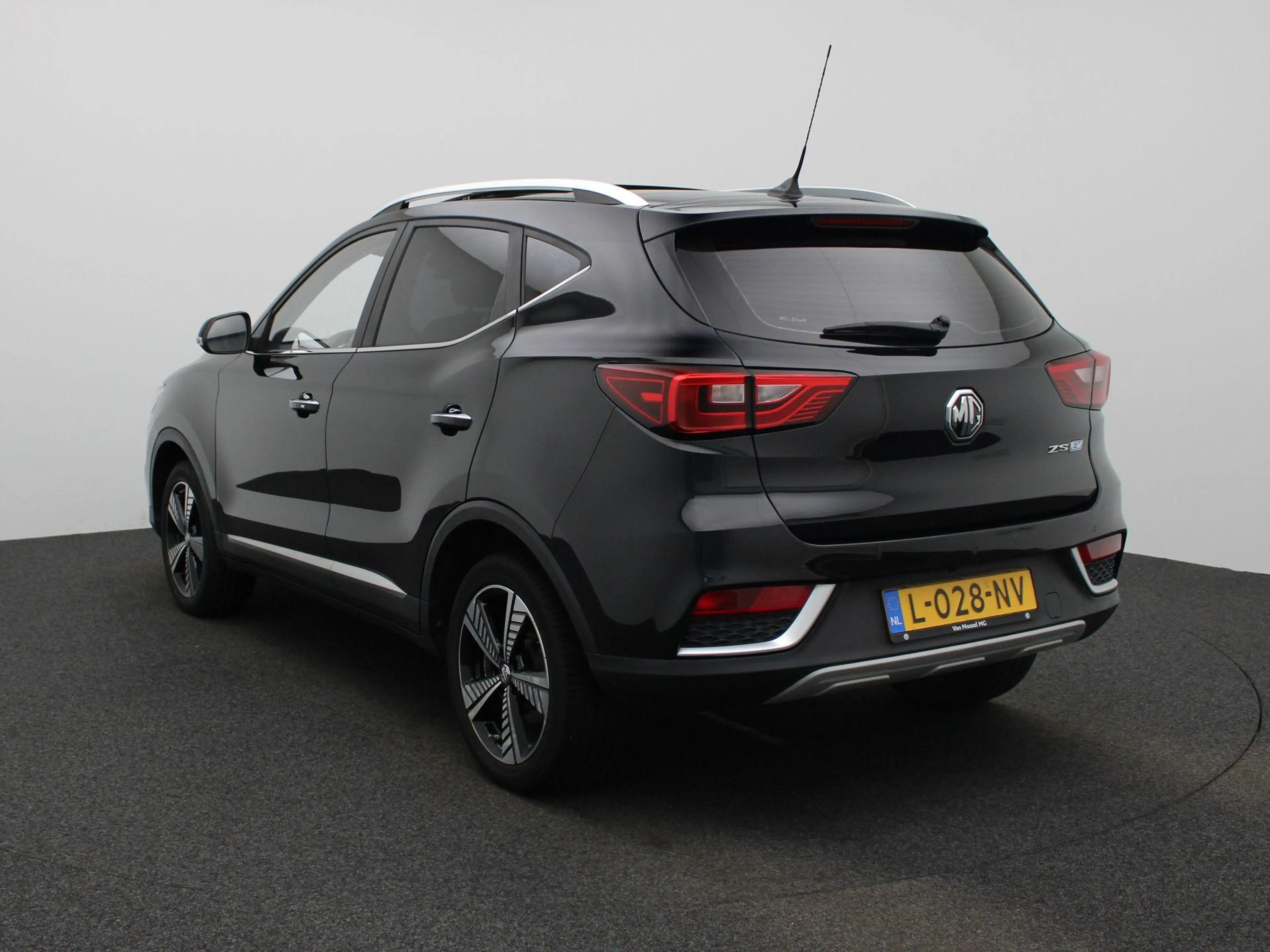 MG ZS MG EV Luxury 45 kWh | Automaat | Panoramadak | Led — photo 3