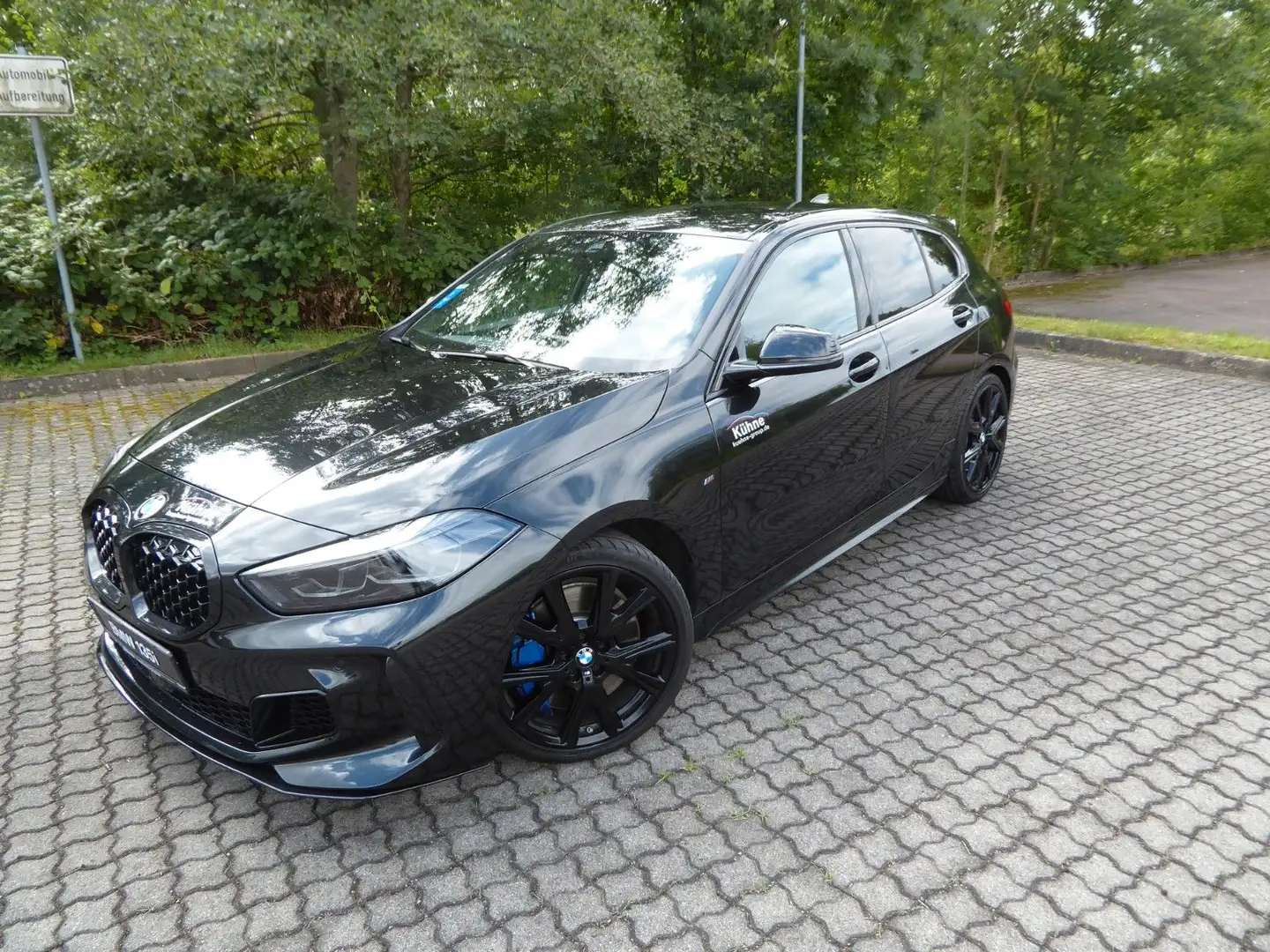 BMW 135 ixDrive HUD WLAN  HKSS RFK M-Sportsitz EU6d Noir - 1