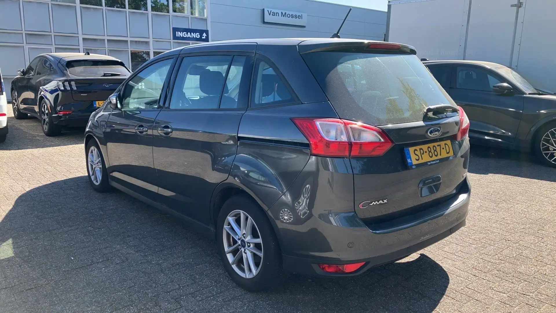 Ford Grand C-Max 1.0 Trend 7p. Grijs - 2