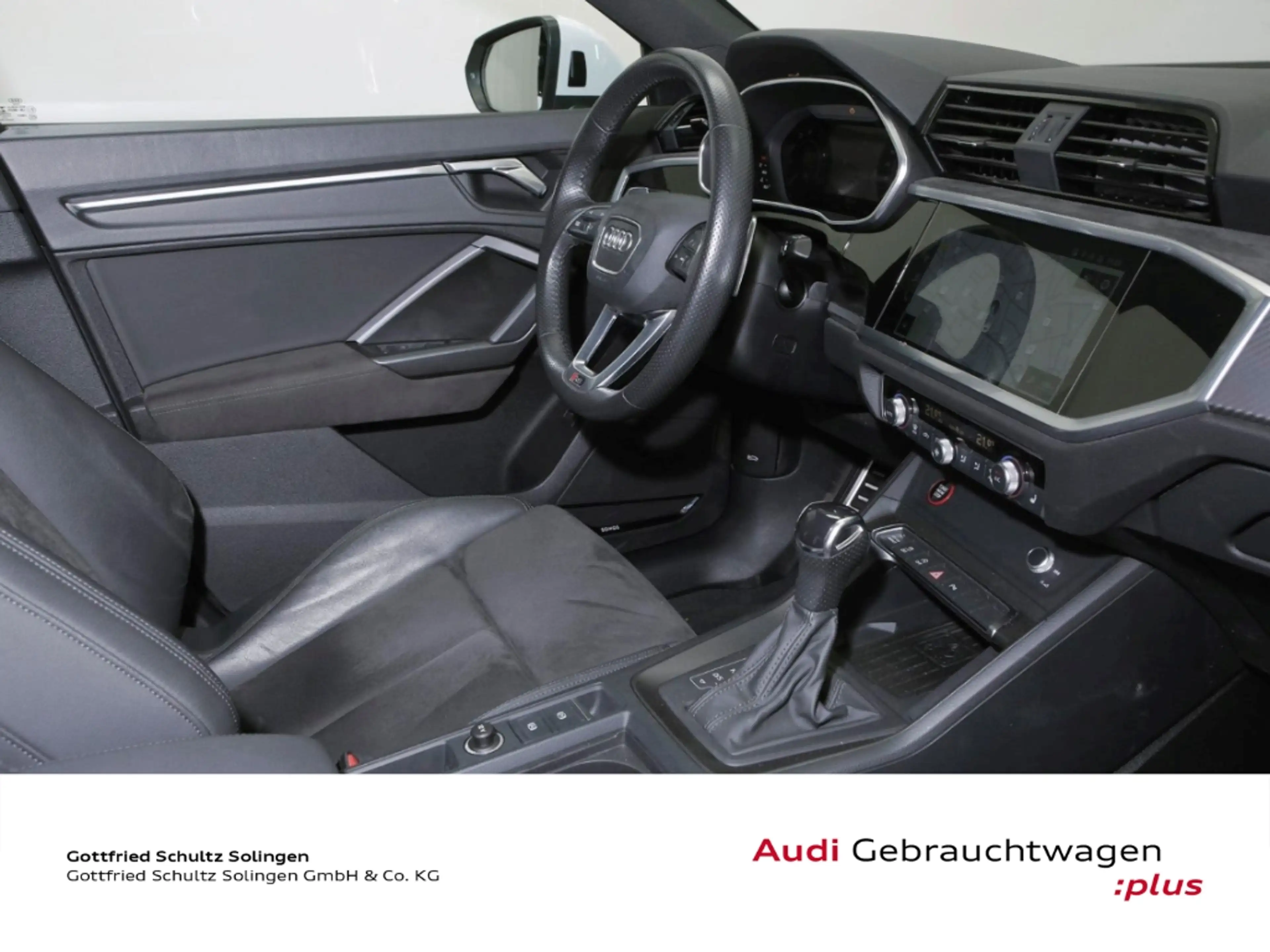 Audi RS Q3 Sportback 2.5 TFSI quattro — photo 11