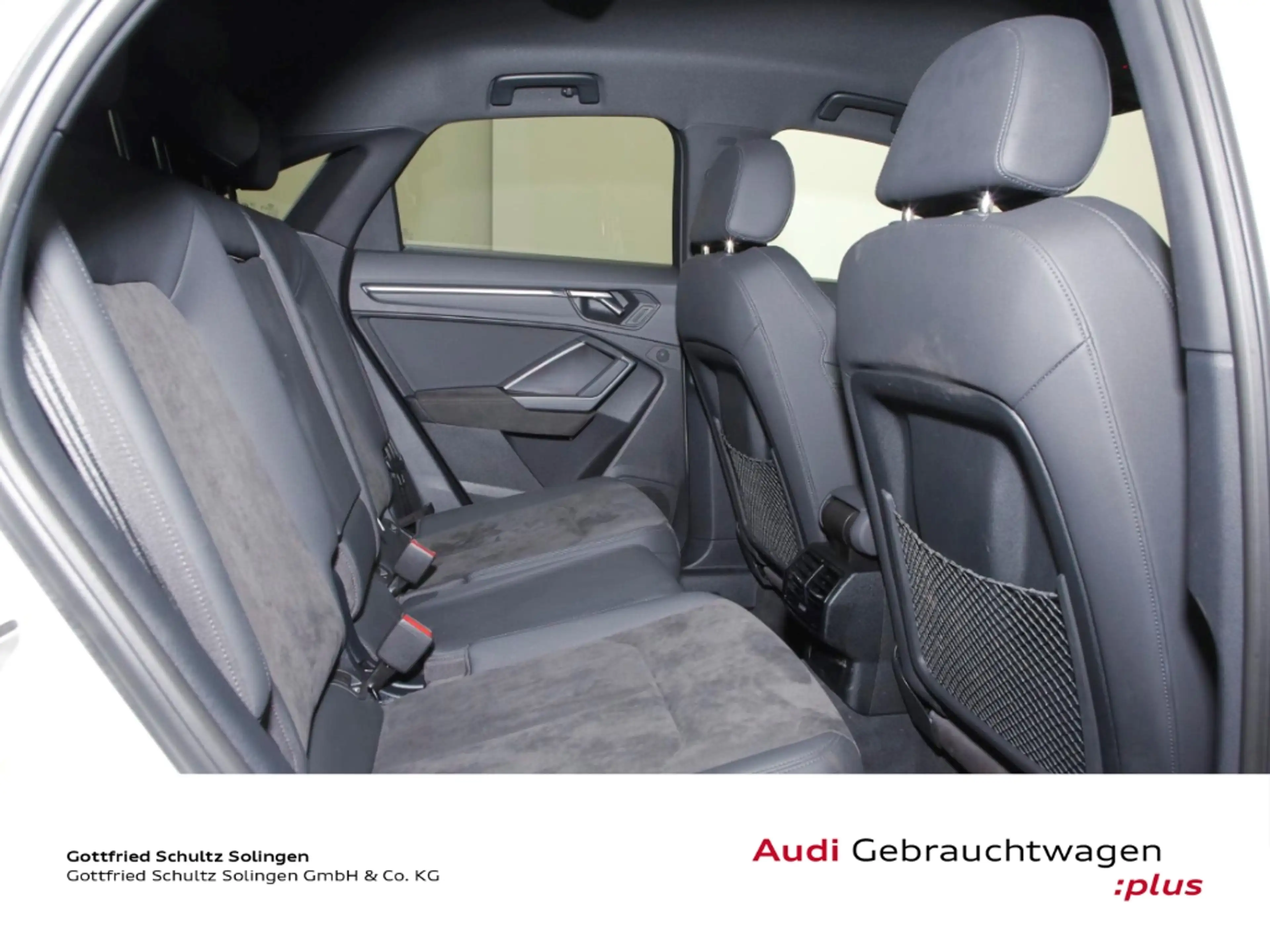 Audi RS Q3 Sportback 2.5 TFSI quattro — photo 13