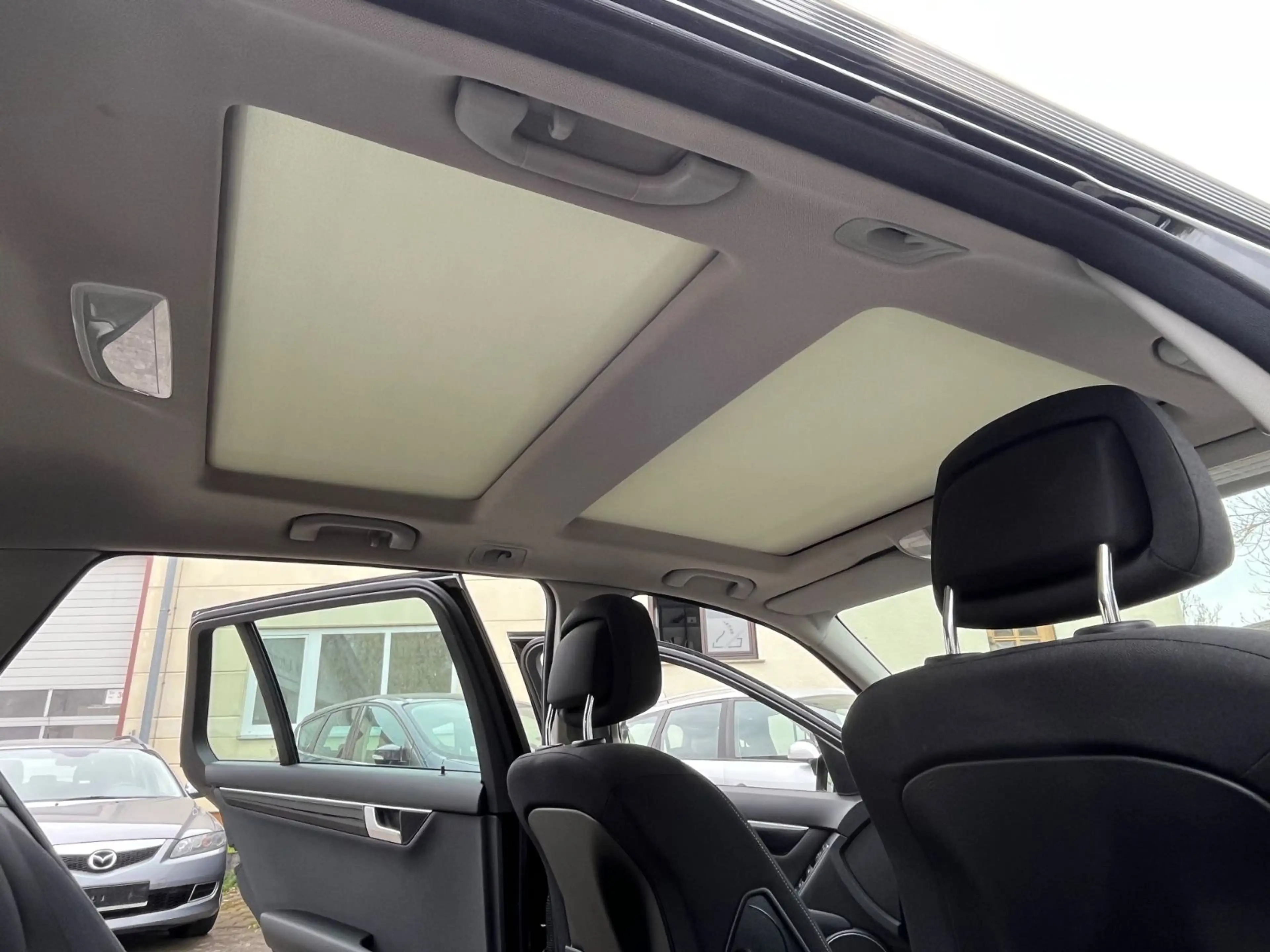 Mercedes-Benz C 250 T-Modell C 250 CGI BlueEfficiency.GEPFLEGT — photo 11