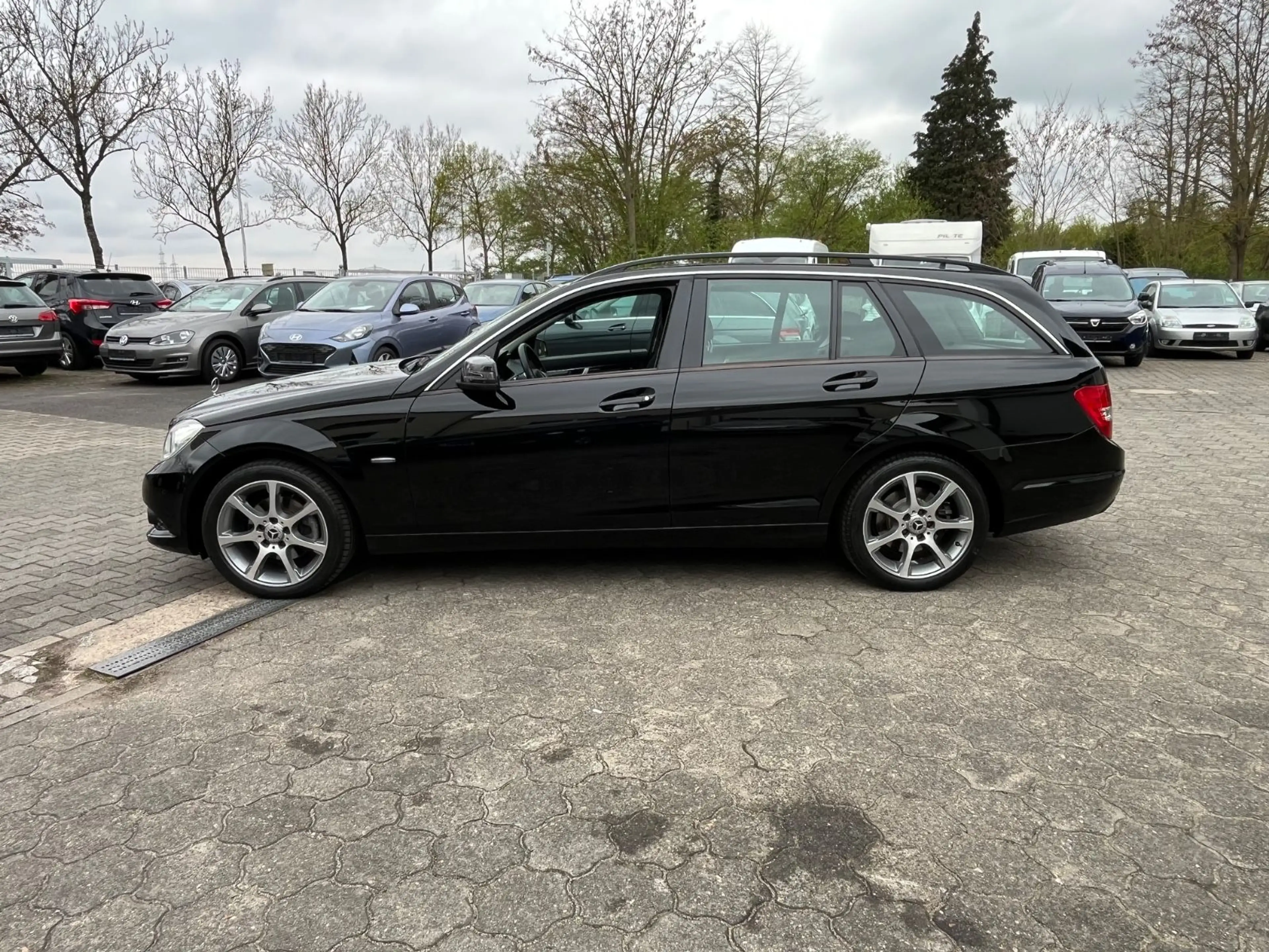 Mercedes-Benz C 250 T-Modell C 250 CGI BlueEfficiency.GEPFLEGT — photo 5
