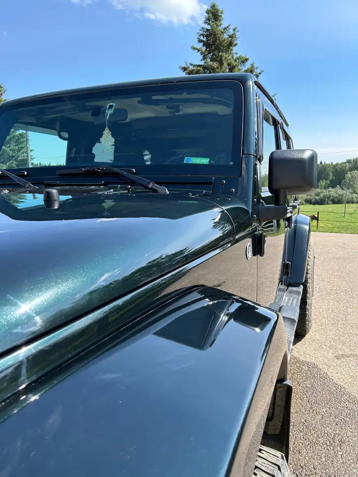 Jeep Wrangler снимка Jeep Wrangler